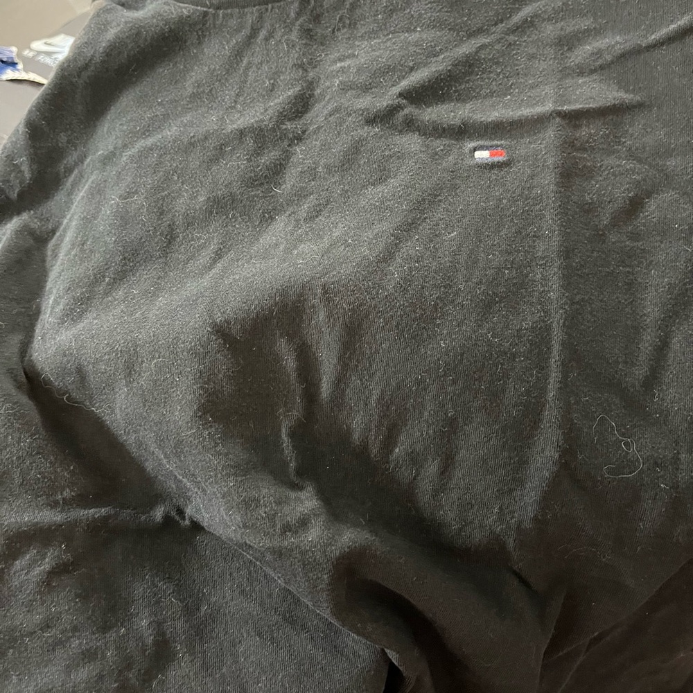 Tommy Hilfiger Black T-Shirt